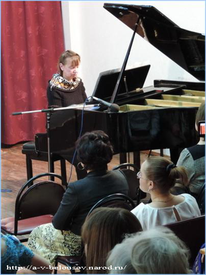 Елена Адрианова за фортепиано. Тула, 2016: http://a-v-belousov.narod.ru/