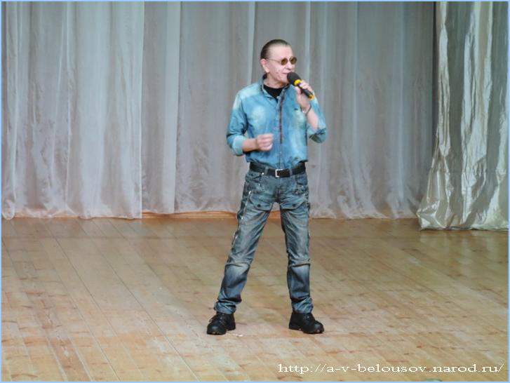Выступление Василия Попова. Тула, 2016 год: http://a-v-belousov.narod.ru/